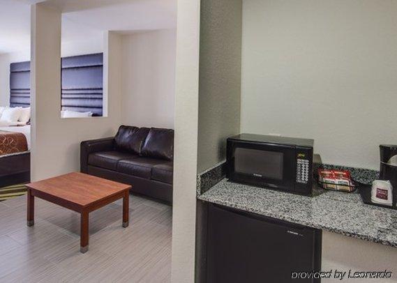 Comfort Suites Денъм Спрингс Екстериор снимка
